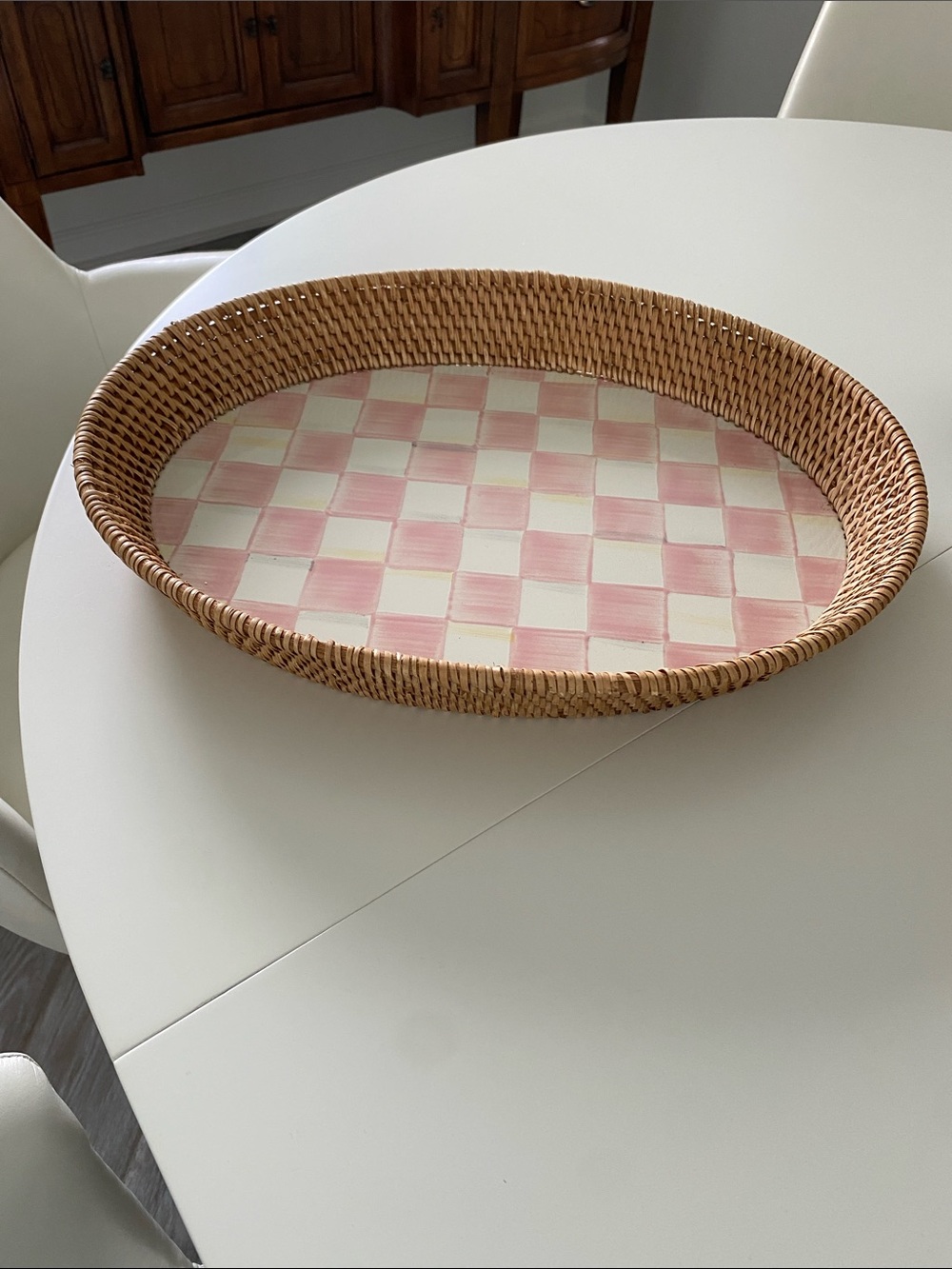 Mackenzie Childs Rosy Check Rattan Enamel Serving Tray Large Oval Pink πΈπΈπΈπΈ - Picture 3 of 6